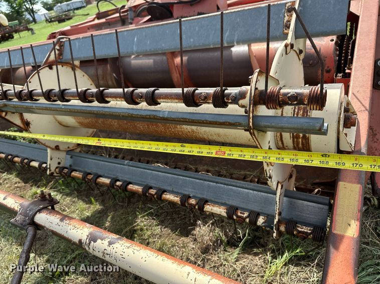 image for item KL9069 Hesston 1014 Hydroswing  swather / windrower