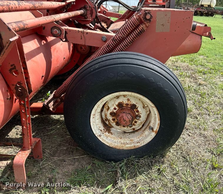image for item KL9069 Hesston 1014 Hydroswing  swather / windrower