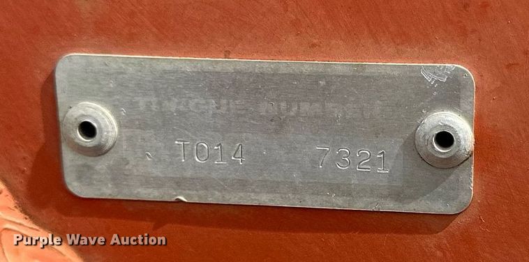 image for item KL9069 Hesston 1014 Hydroswing  swather / windrower