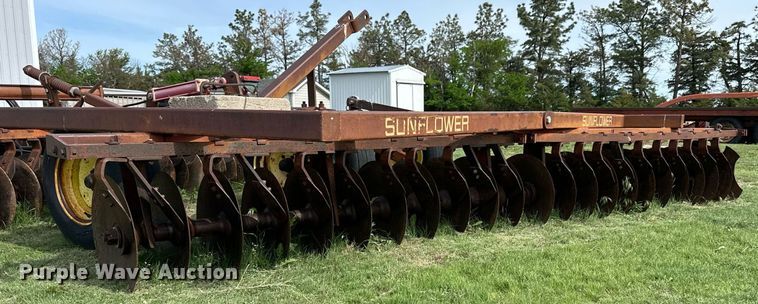 image for item KL9071 Sunflower F-16  off-set disk