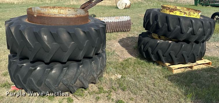 image for item KL9076 (4) tires