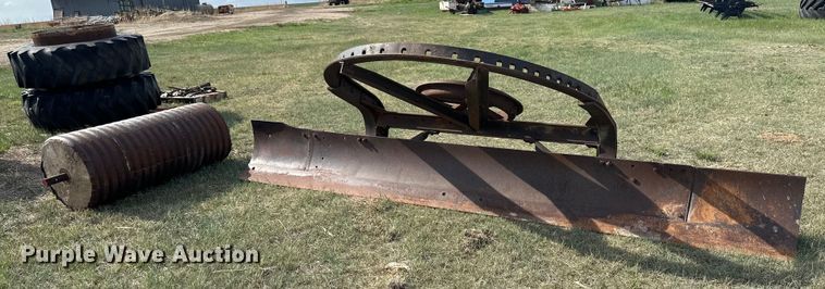 image for item KL9077 (2) motor grader attachments