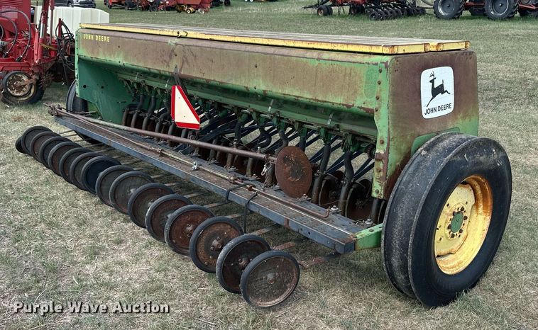 image for item KL9080 John Deere 8300  grain drill