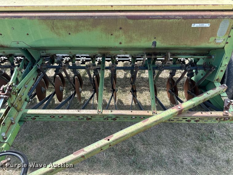 image for item KL9080 John Deere 8300  grain drill