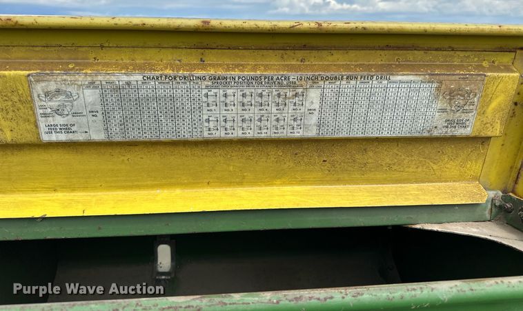 image for item KL9080 John Deere 8300  grain drill