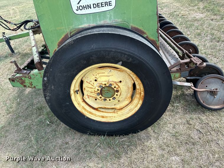 image for item KL9080 John Deere 8300  grain drill
