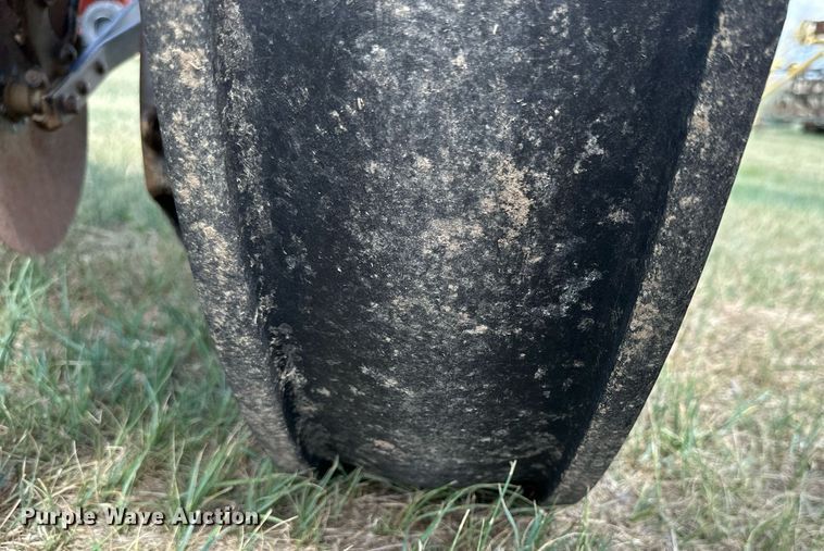 image for item KL9080 John Deere 8300  grain drill