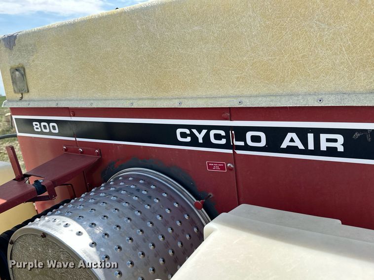 image for item KL9081 International 800 Cyclo Air  planter