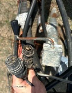 image for item KL9081 International 800 Cyclo Air  planter