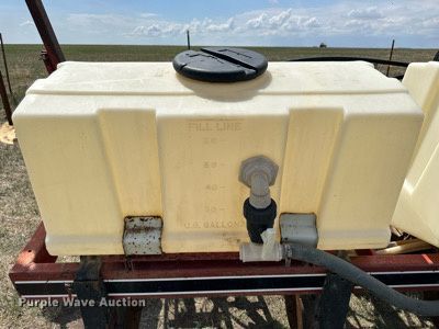 image for item KL9081 International 800 Cyclo Air  planter