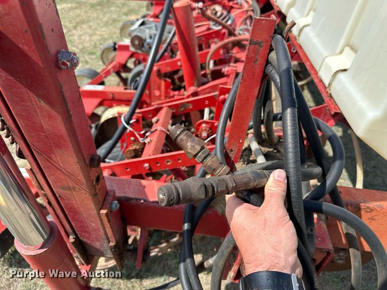 image for item KL9081 International 800 Cyclo Air  planter