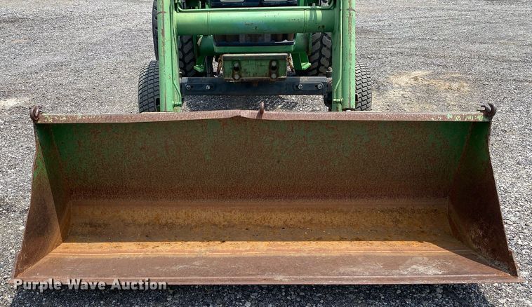 image for item KW9265 1998 John Deere 5210  tractor