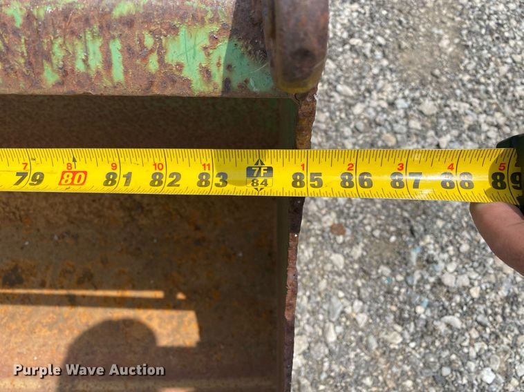 image for item KW9265 1998 John Deere 5210  tractor