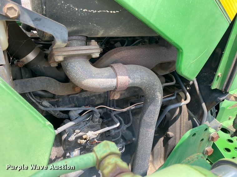 image for item KW9265 1998 John Deere 5210  tractor