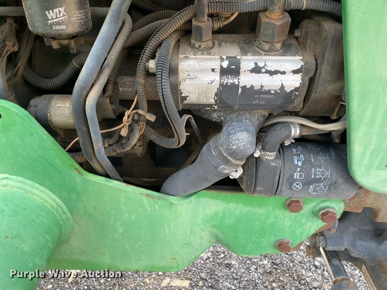 image for item KW9265 1998 John Deere 5210  tractor