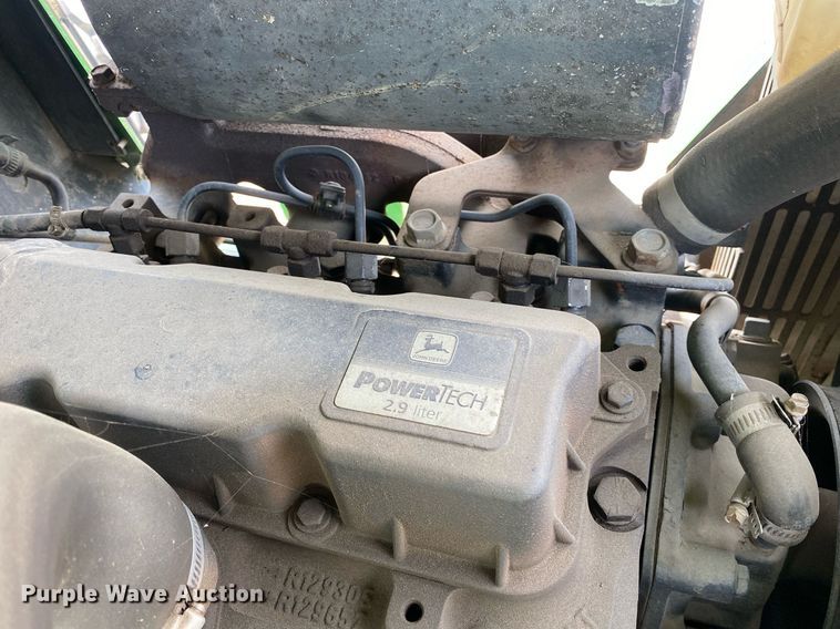 image for item KW9265 1998 John Deere 5210  tractor