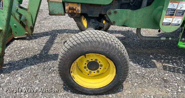 image for item KW9265 1998 John Deere 5210  tractor