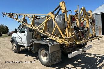 image for item KX9028 1997 Ford F350  applicator truck