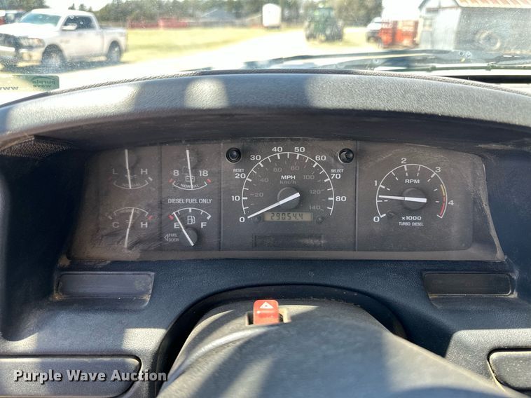 image for item KX9028 1997 Ford F350  applicator truck