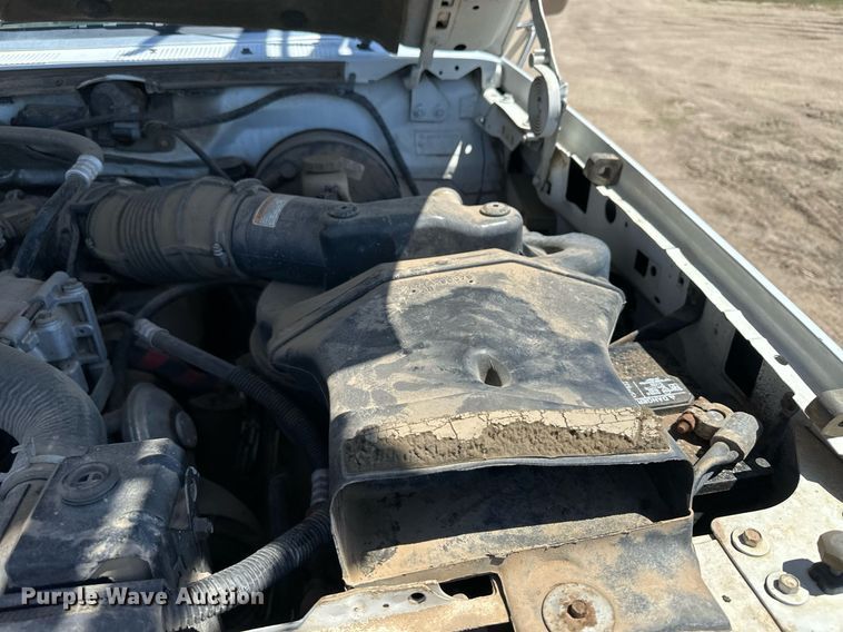 image for item KX9028 1997 Ford F350  applicator truck