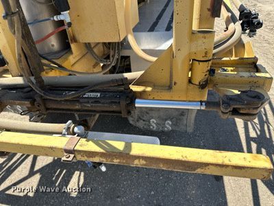 image for item KX9028 1997 Ford F350  applicator truck