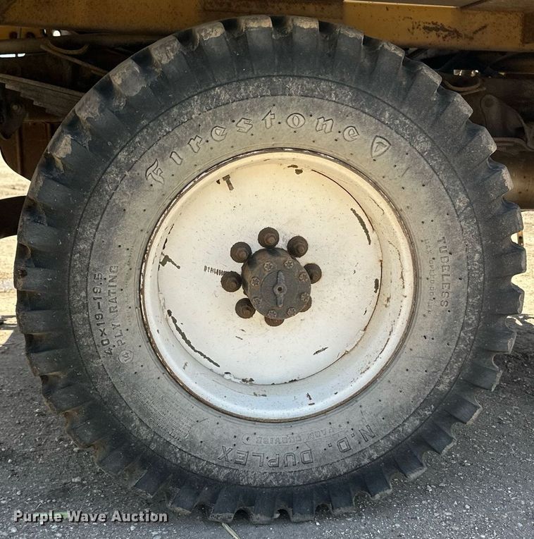 image for item KX9028 1997 Ford F350  applicator truck