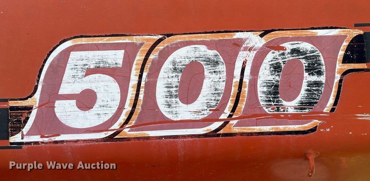 image for item LA9980 Willmar 500  spreader