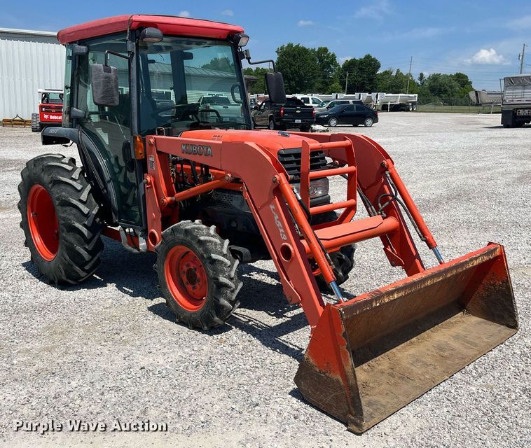 image for item LA9993 Kubota L3430D  MFWD tractor