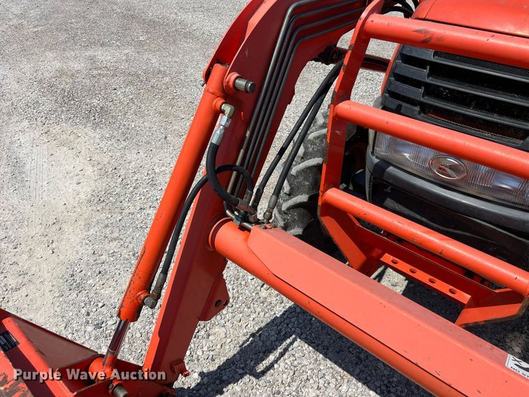 image for item LA9993 Kubota L3430D  MFWD tractor