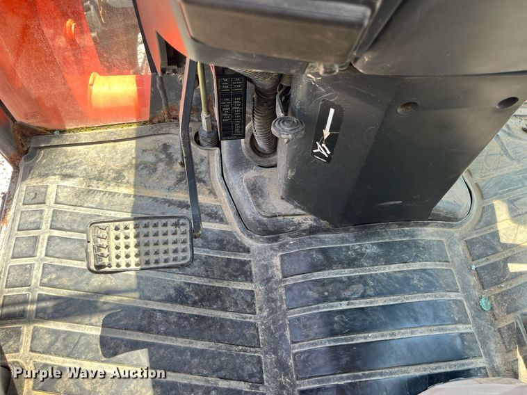 image for item LA9993 Kubota L3430D  MFWD tractor