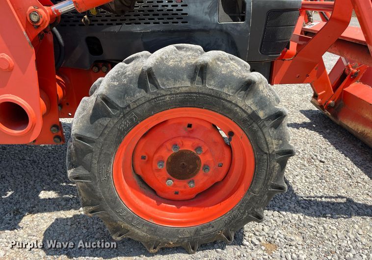 image for item LA9993 Kubota L3430D  MFWD tractor