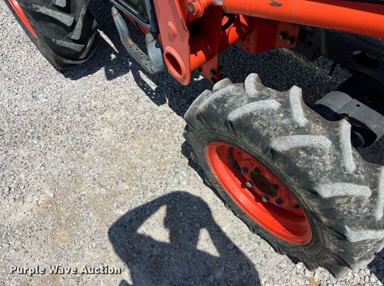 image for item LA9993 Kubota L3430D  MFWD tractor