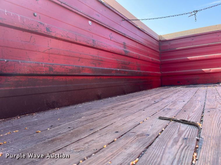 image for item LB9002 1980 GMC Sierra 6000  grain truck