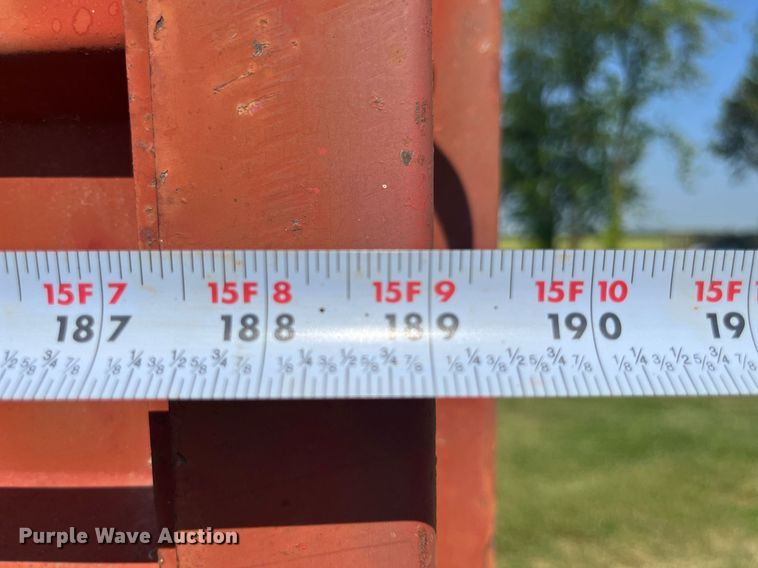 image for item LB9002 1980 GMC Sierra 6000  grain truck