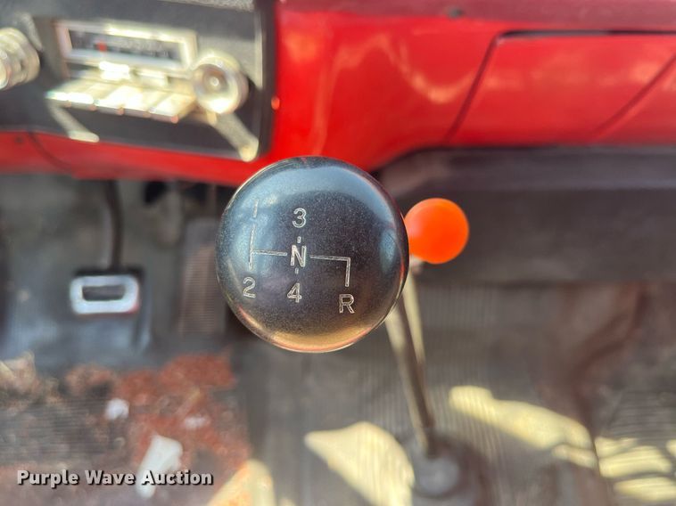 image for item LB9002 1980 GMC Sierra 6000  grain truck