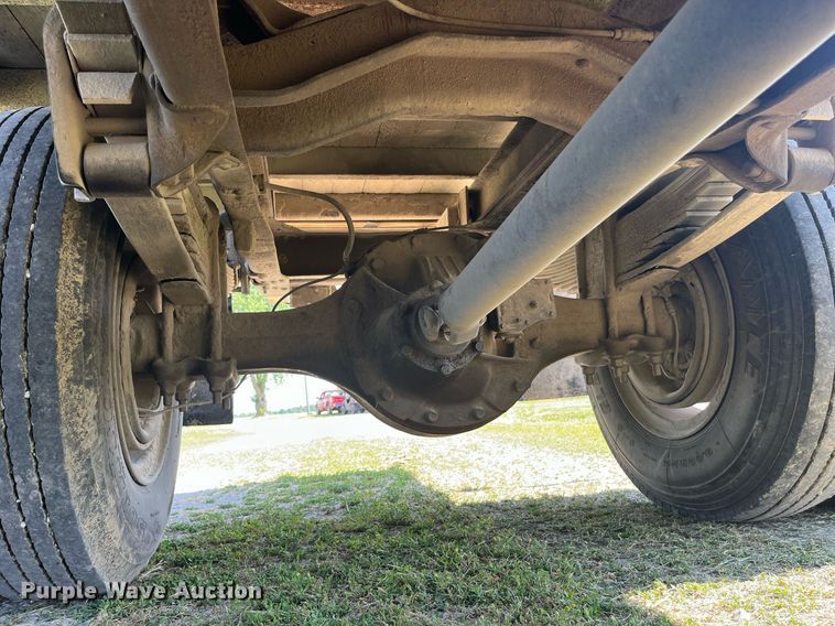 image for item LB9002 1980 GMC Sierra 6000  grain truck