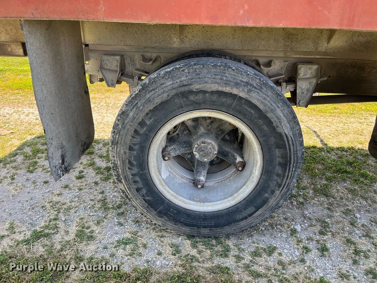 image for item LB9002 1980 GMC Sierra 6000  grain truck