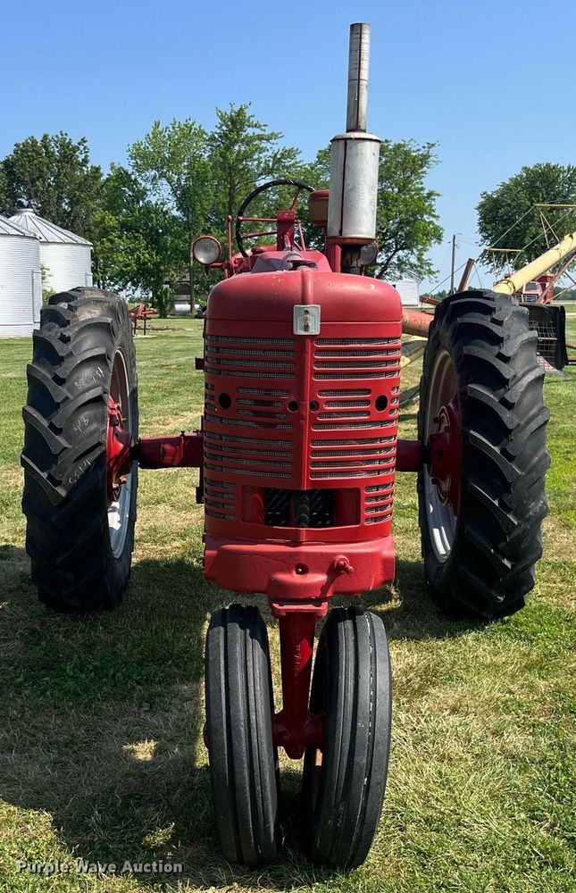 image for item LB9004 Mccormick Farmall Super M  tractor
