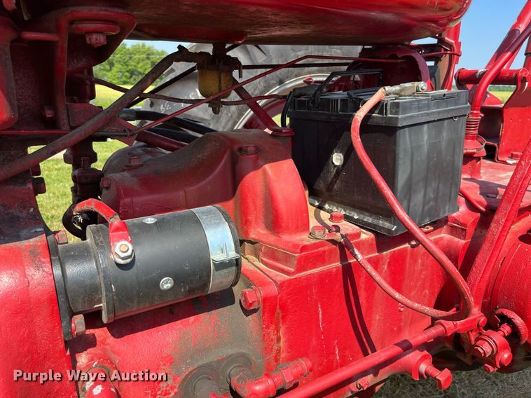image for item LB9004 Mccormick Farmall Super M  tractor