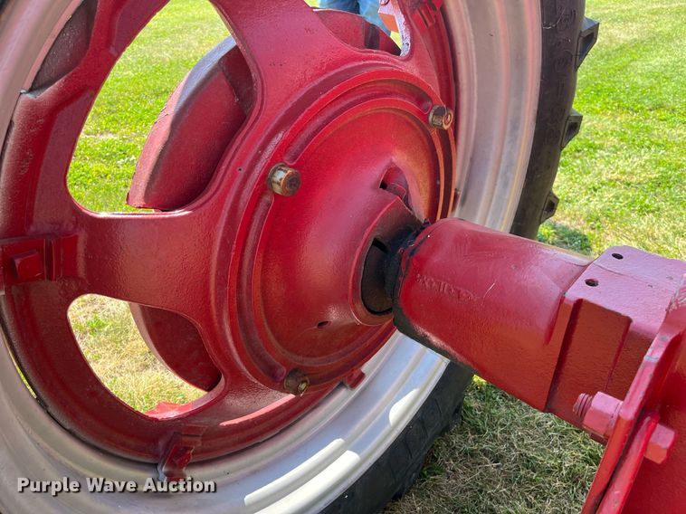 image for item LB9004 Mccormick Farmall Super M  tractor