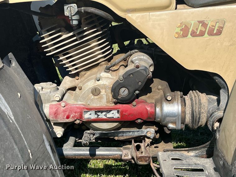 image for item LB9006 1995 Honda Four Trax 300  ATV