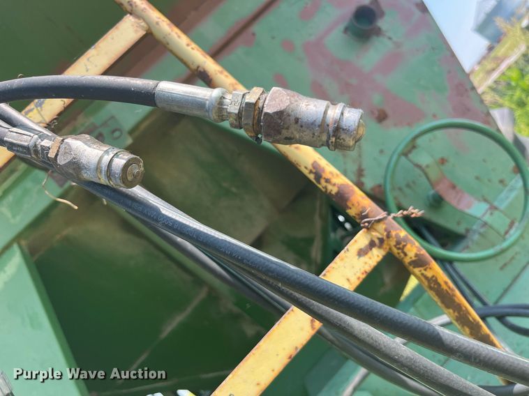 image for item LB9009 E-Z Trail Flow E-Z  grain cart