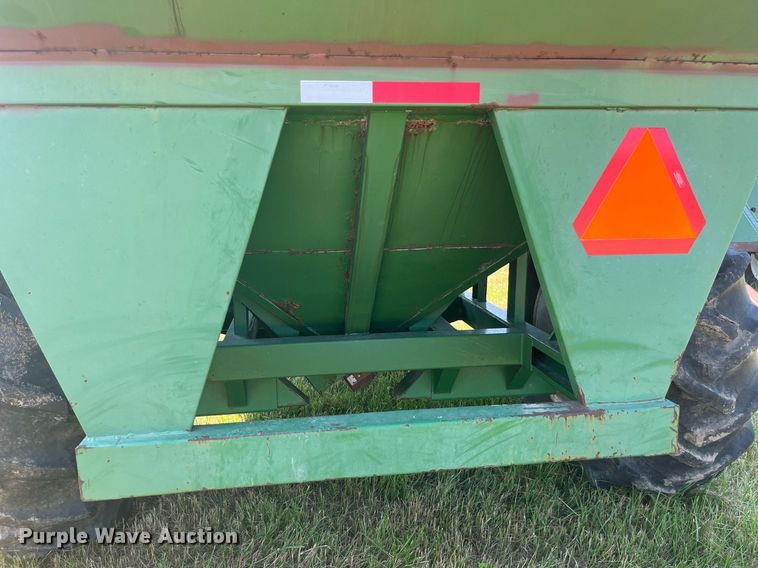 image for item LB9009 E-Z Trail Flow E-Z  grain cart