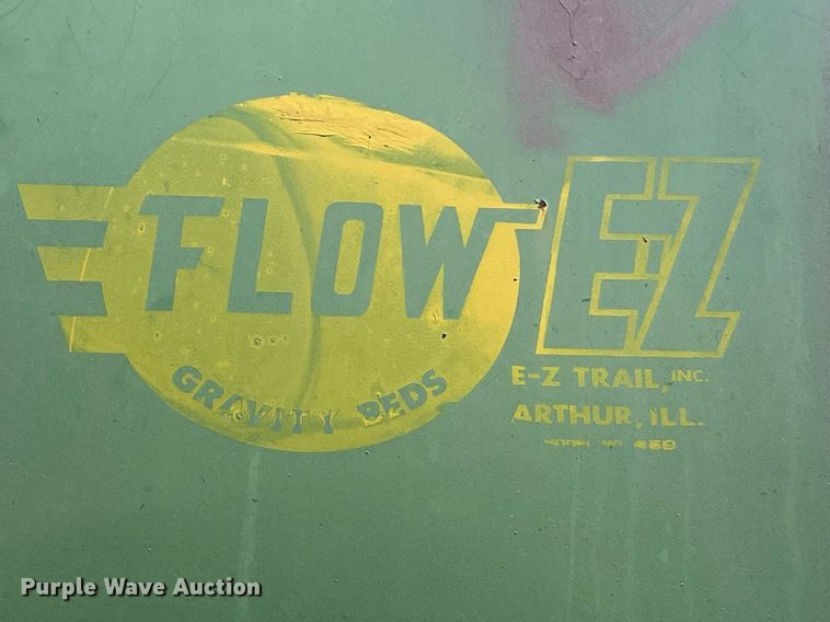 image for item LB9009 E-Z Trail Flow E-Z  grain cart