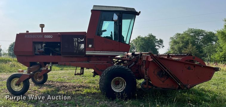 image for item LB9014 1982 Hesston 6550  swather / windrower
