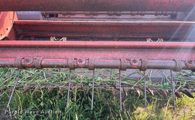 image for item LB9014 1982 Hesston 6550  swather / windrower