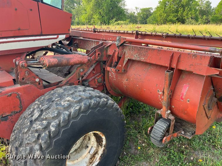 image for item LB9014 1982 Hesston 6550  swather / windrower