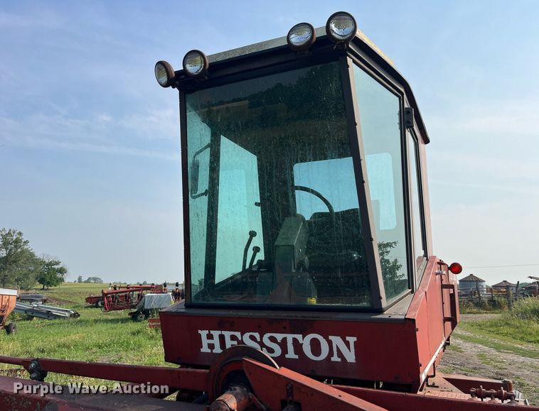 image for item LB9014 1982 Hesston 6550  swather / windrower