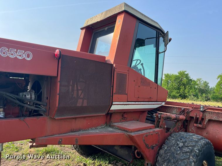 image for item LB9014 1982 Hesston 6550  swather / windrower