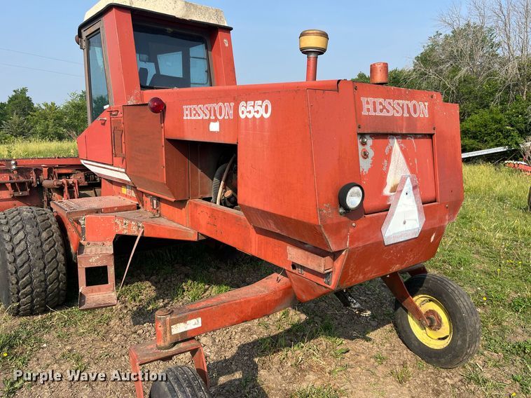 image for item LB9014 1982 Hesston 6550  swather / windrower